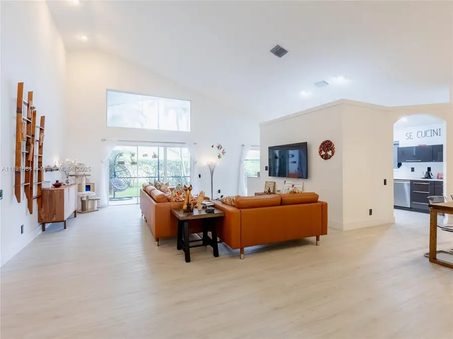 6110 Pitch Ln, Boynton Beach, FL 33437 - Image #2