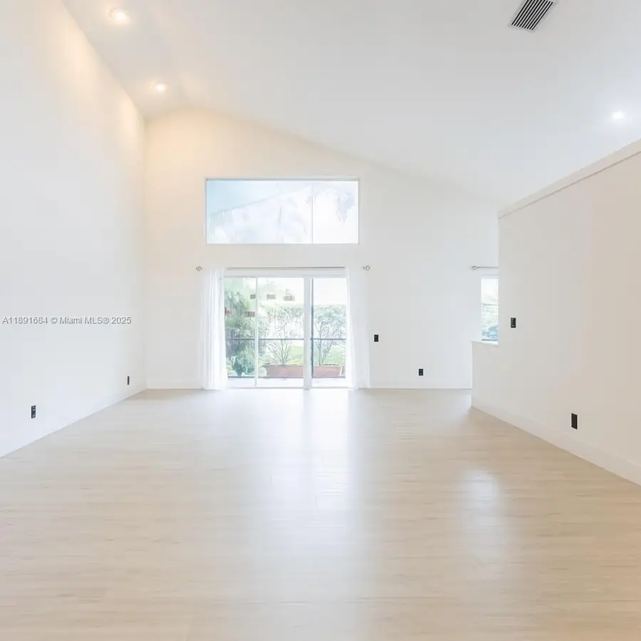 6110 Pitch Ln, Boynton Beach, FL 33437 - Image #3