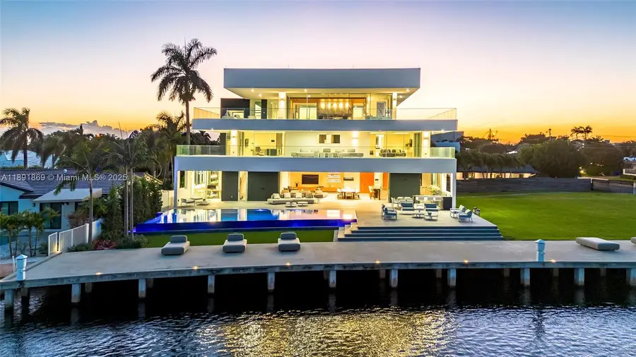 2131 NE 15th St, Fort Lauderdale, FL 33304 - Image #2