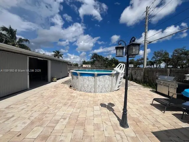 198 E Browning Dr, West Palm Beach, FL 33406 - Image #3