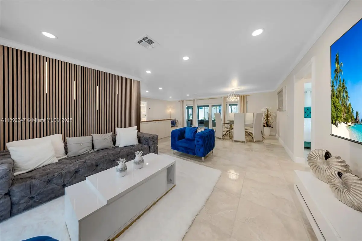 2115 NE 54th Ct, Fort Lauderdale, FL 33308 - Image #1