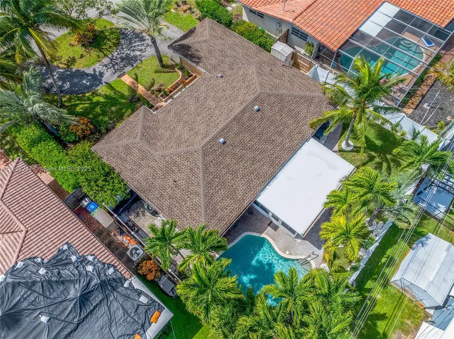 2115 NE 54th Ct, Fort Lauderdale, FL 33308 - Image #2