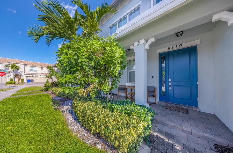 5110 Eucalyptus Dr #3, Hollywood, FL 33021 - Image #2