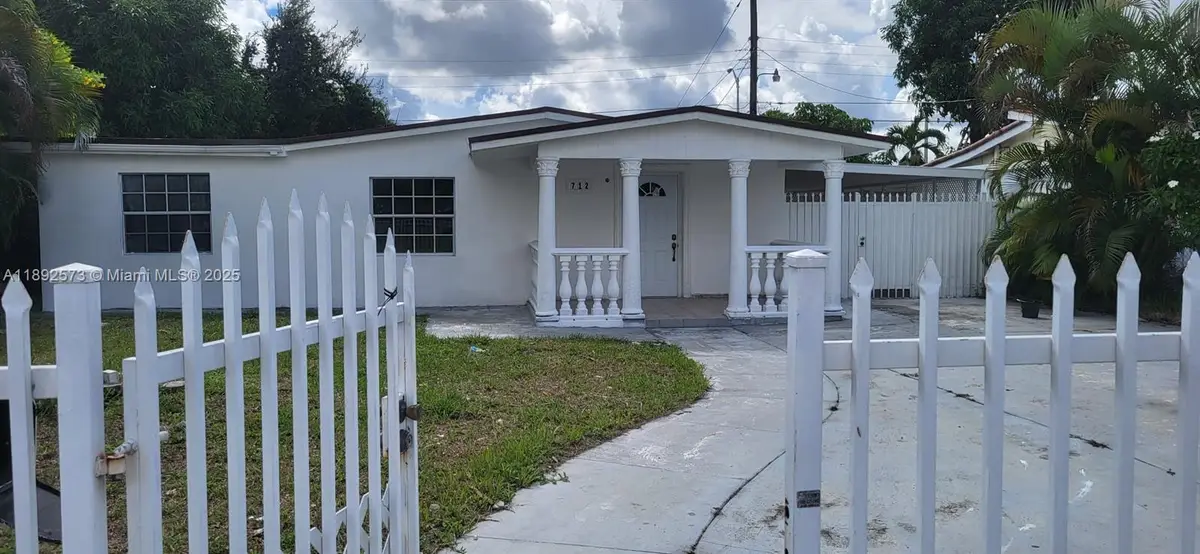 712 Hialeah Dr, Hialeah, FL 33010 - Image #1