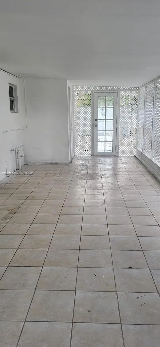 712 Hialeah Dr, Hialeah, FL 33010 - Image #3