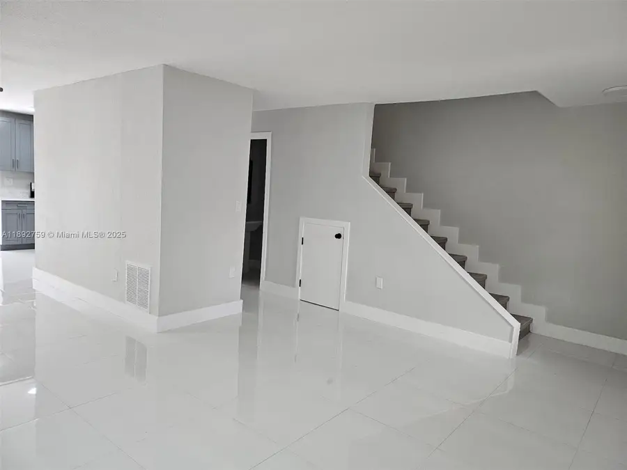 2754 NW 193rd Ter, Miami Gardens, FL 33056 - Image #2