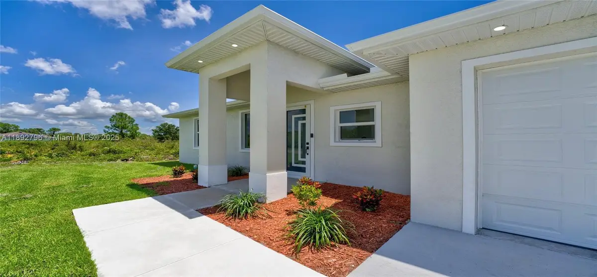 752 Cardinal St E, Lehigh Acres, FL 33974 - #1