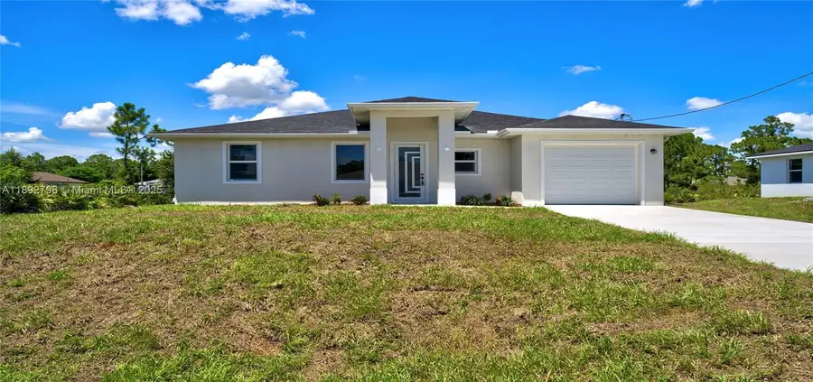 752 Cardinal St E, Lehigh Acres, FL 33974 - #3