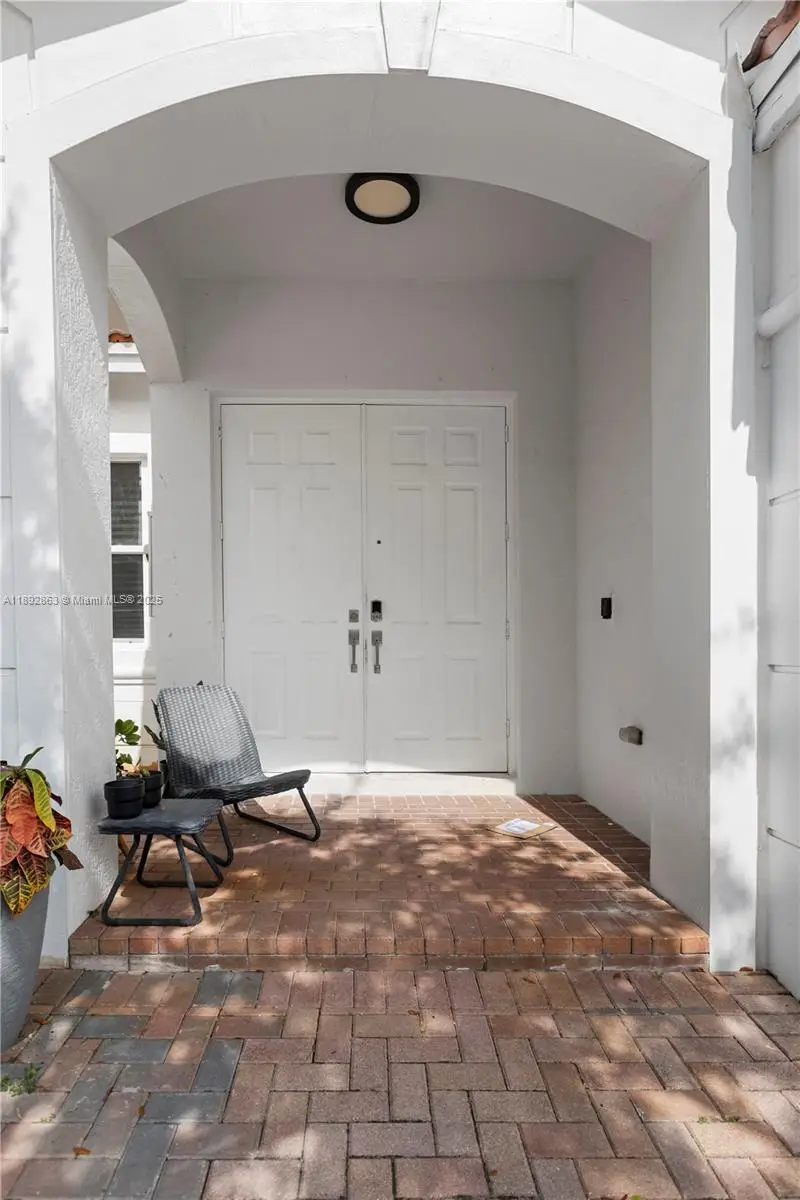 Address Withheld By Seller, Doral, FL 33178 - Image #2