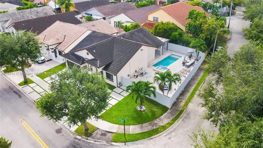 9182 NW 148th St, Miami Lakes, FL 33018 - Image #2