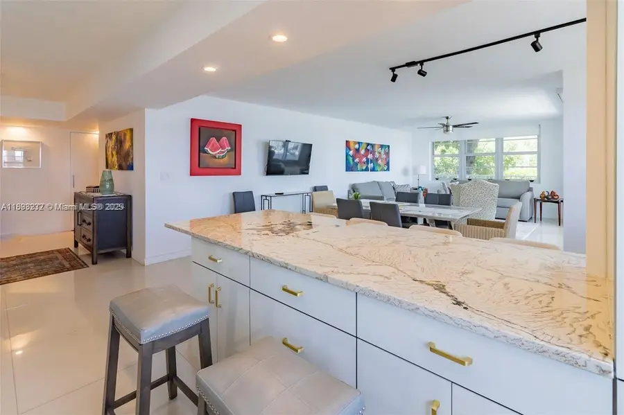 2801 NE 183rd St #116W, Aventura, FL 33160 - Image #3