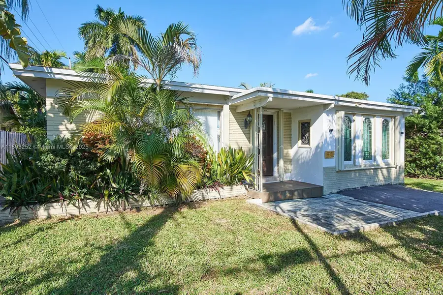 1511 Garfield St, Hollywood, FL 33020 - Image #2