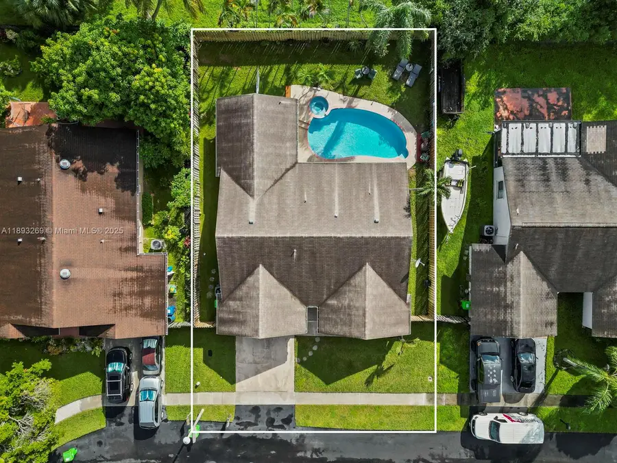 5236 NW 99th Ave, Sunrise, FL 33351 - Image #3