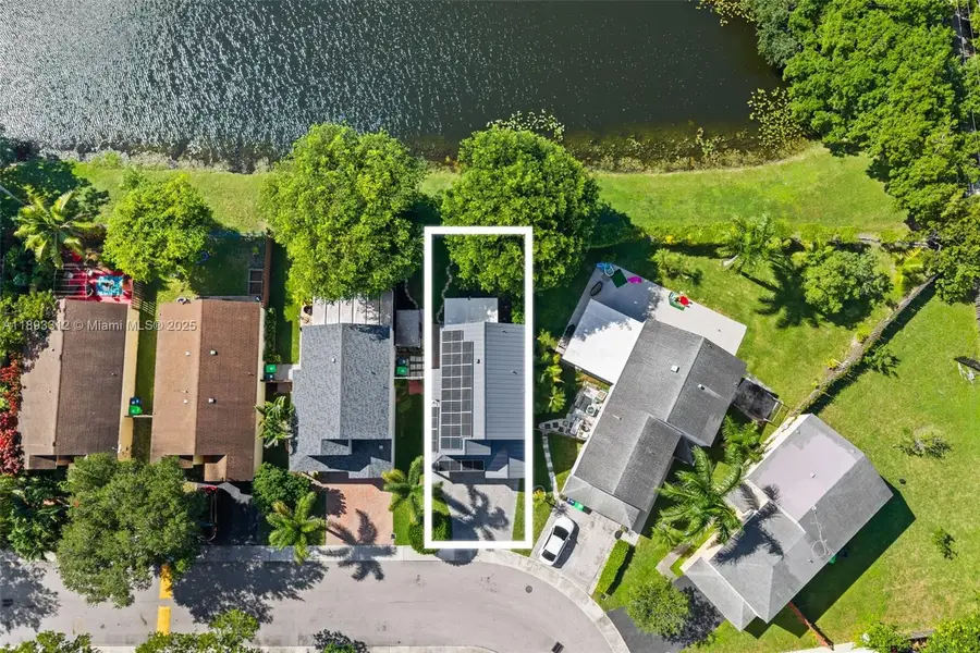 139 SW 159th Way, Sunrise, FL 33326 - Image #2