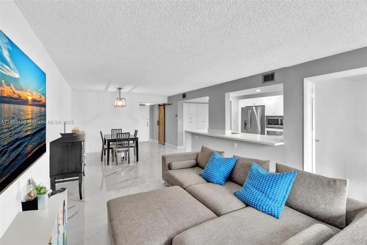 1000 Parkview Dr #329, Hallandale Beach, FL 33009 - Image #1