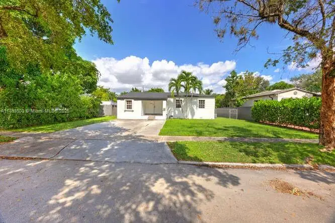 6457 SW 14th St, West Miami, FL 33144 - Image #2