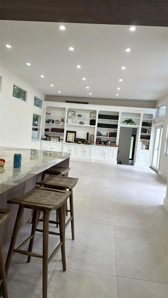 1333 Monroe St, Hollywood, FL 33019 - Image #3