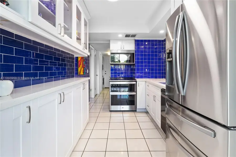 77 Crandon Blvd #3C, Key Biscayne, FL 33149 - Image #2