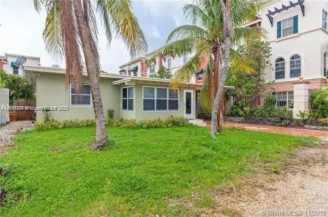 1025 NE 17th Way, Fort Lauderdale, FL 33304 - Image #2