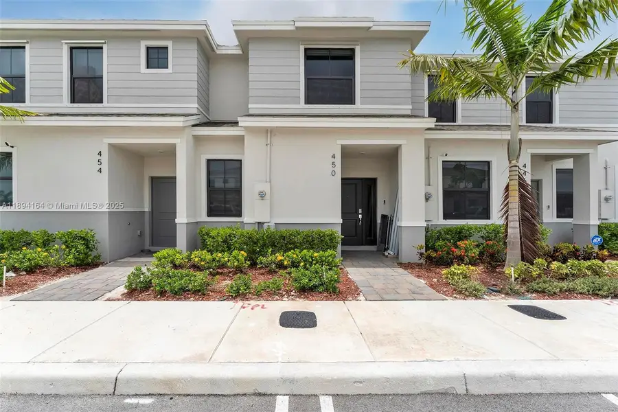 450 NE 13th St, Florida City, FL 33034 - Image #2