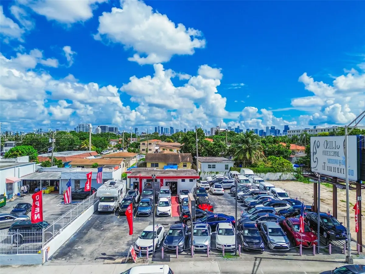 Address Withheld By Seller, Miami, FL 33125 - Image #1