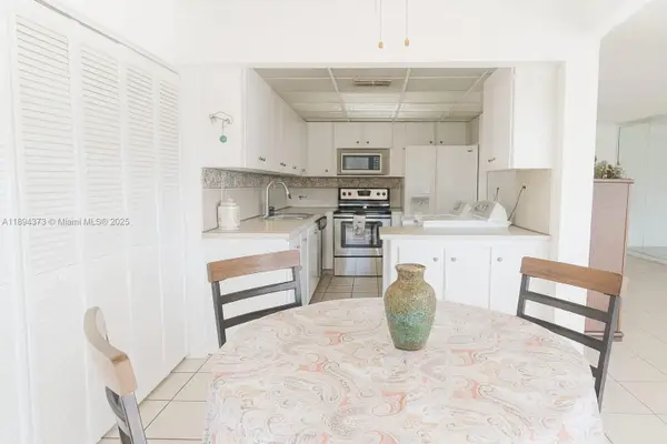 1300 SW 122nd Ave #415-2, Miami, FL 33184