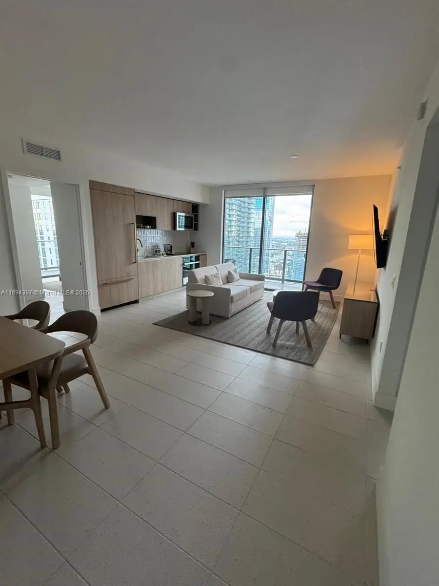 601 NE 1 Ave #3802, Miami, FL 33132 - Image #3