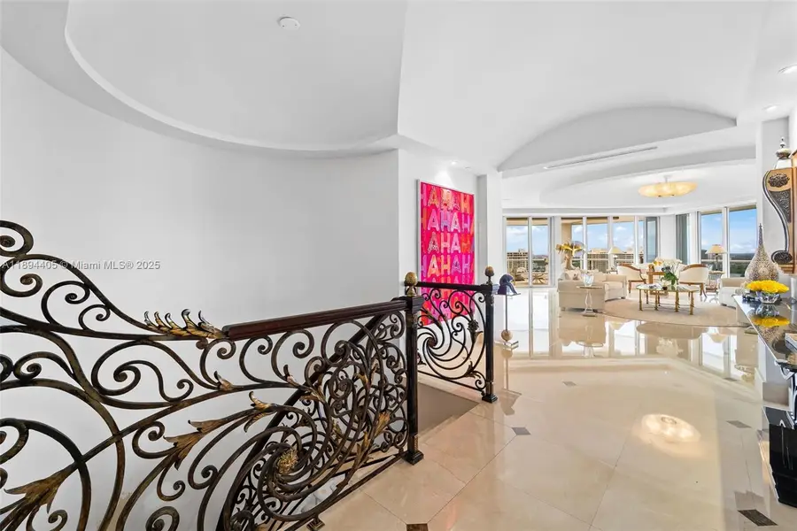 7000 Island Blvd #PH-02, Aventura, FL 33160 - Image #2