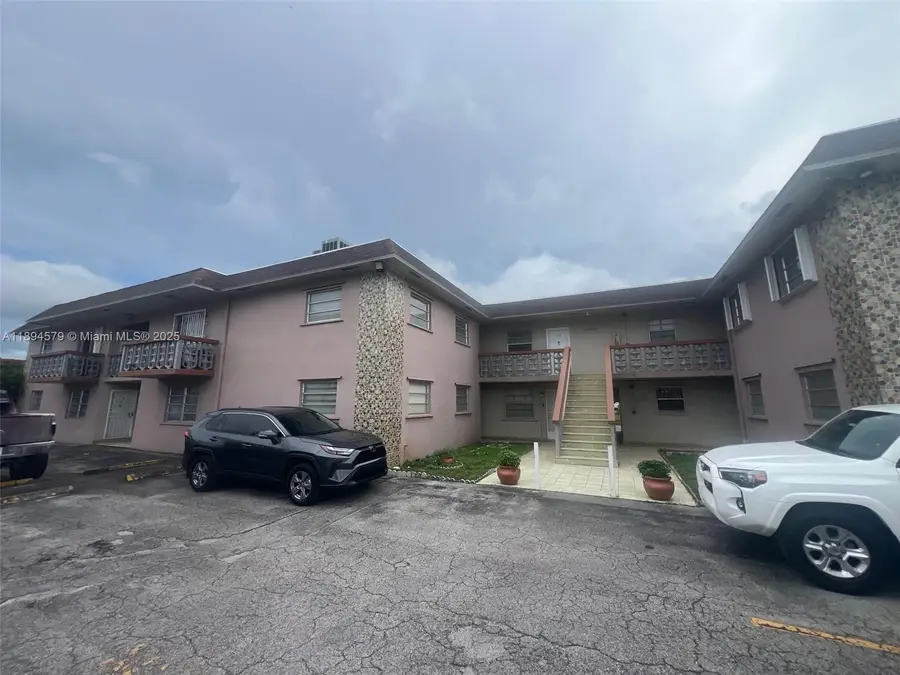 1250 W 26th Pl #208, Hialeah, FL 33010 - Image #3