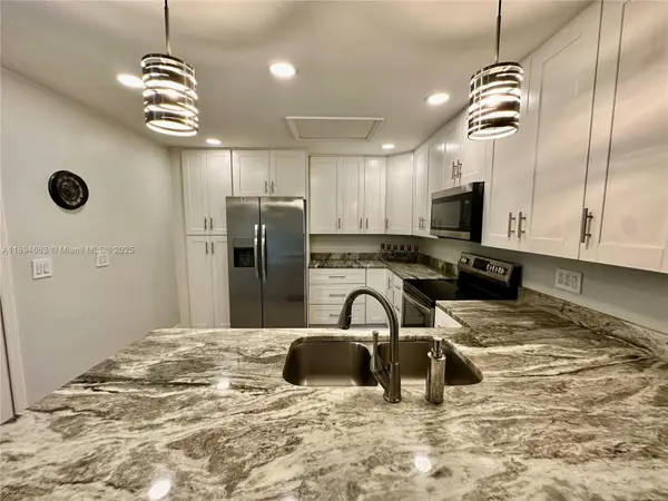 6300 Royal Woods Drive, Fort Myers, FL 33908