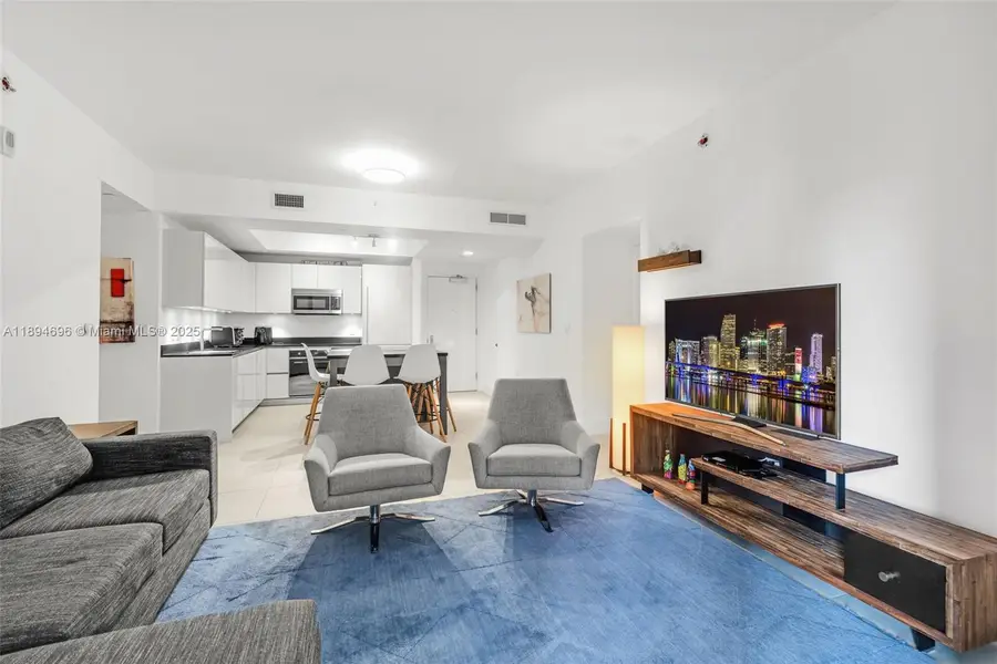 1010 Brickell Ave #1607, Miami, FL 33131 - Image #3