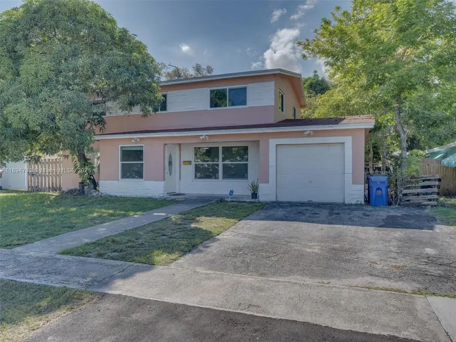 4233 NW 38th Ave, Lauderdale Lakes, FL 33309 - Image #3