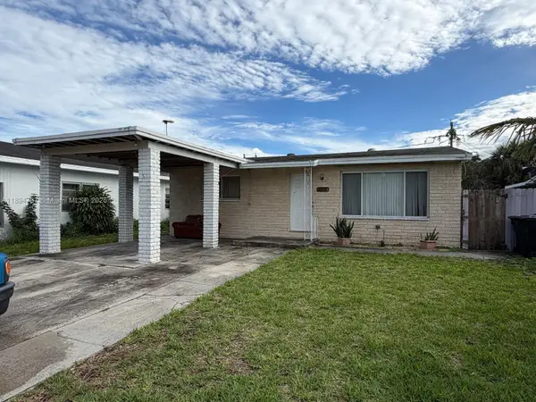 1715 Sunset Ave, Lake Worth, FL 33460