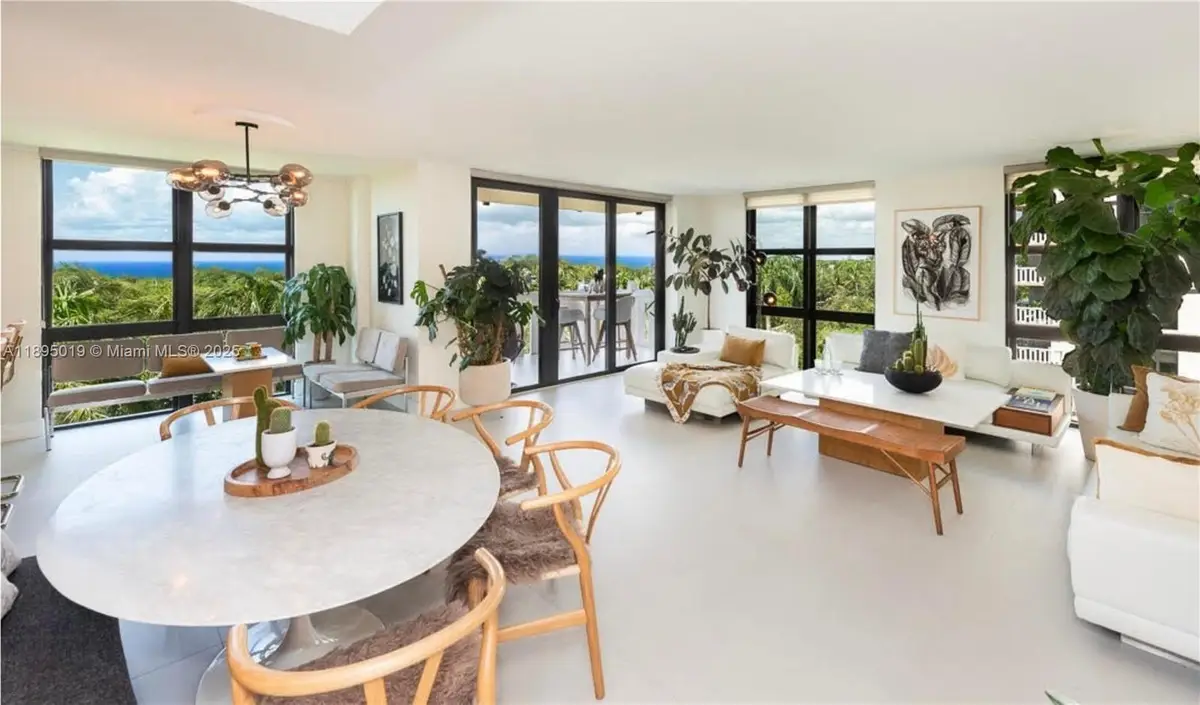 1121 Crandon Blvd #D402, Key Biscayne, FL 33149 - Image #1