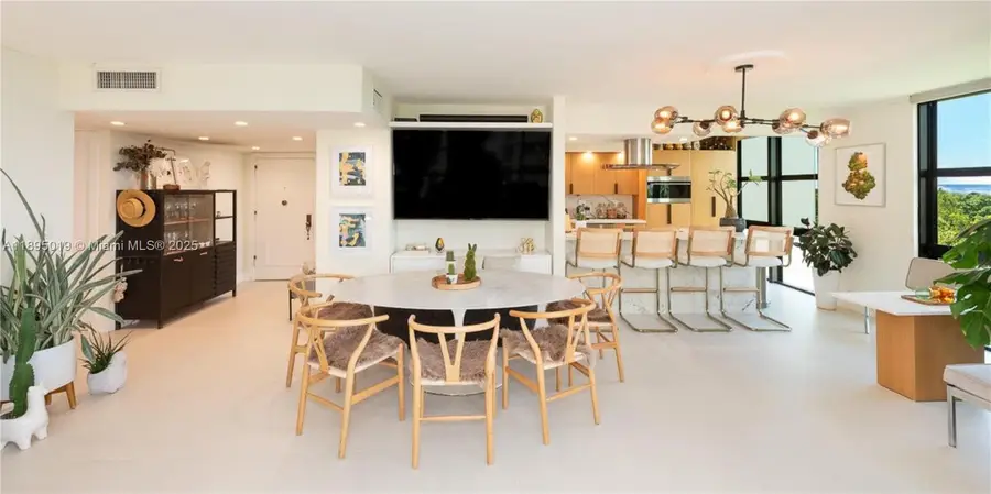 1121 Crandon Blvd #D402, Key Biscayne, FL 33149 - Image #3