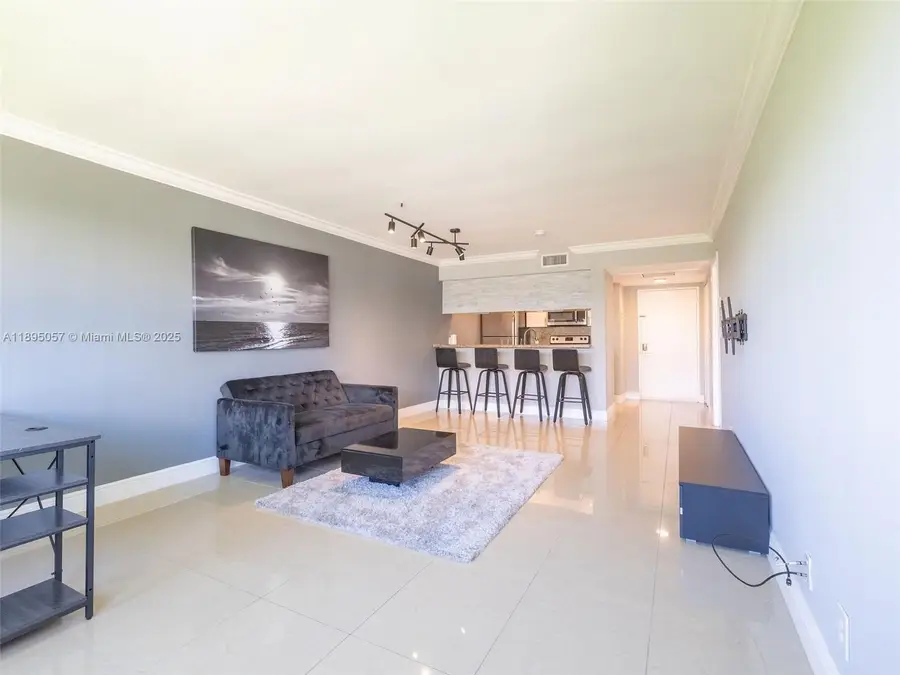 Address Withheld By Seller, Aventura, FL 33166 - Image #3