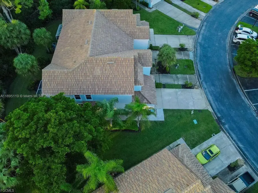 8350 Village Edge Cir #4, Fort Myers, FL 33919 - Image #2