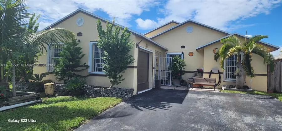 24864 SW 128th Pl, Homestead, FL 33032 - Image #2