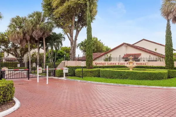 13420 SW 65th Ln, Miami, FL 33183