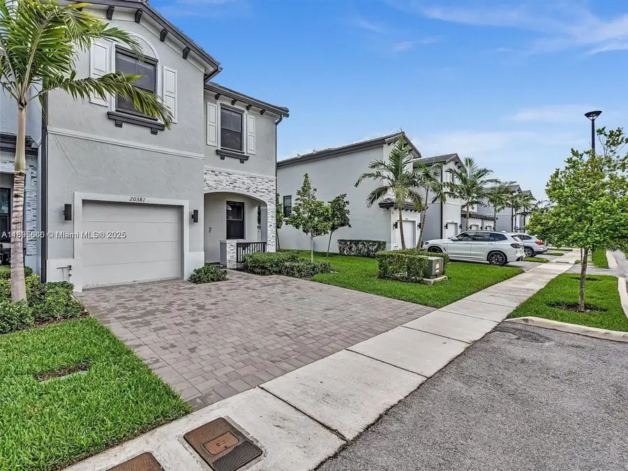 20381 NW 4th Ct, Miami Gardens, FL 33169 - Image #3