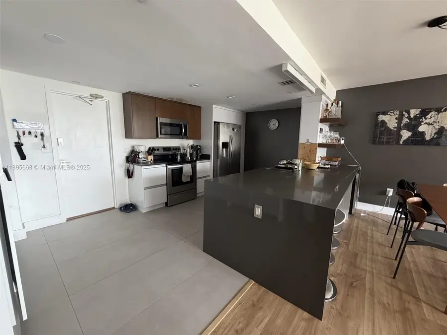 199 Ocean Lane Dr #607, Key Biscayne, FL 33149 - Image #2