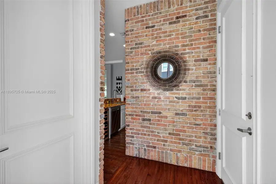 312 NE 12th Ave, Fort Lauderdale, FL 33301 - Image #3