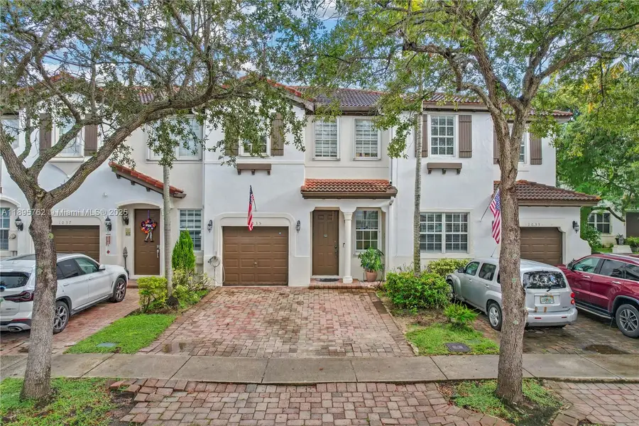 1035 NE 30th Ave, Homestead, FL 33033 - Image #2