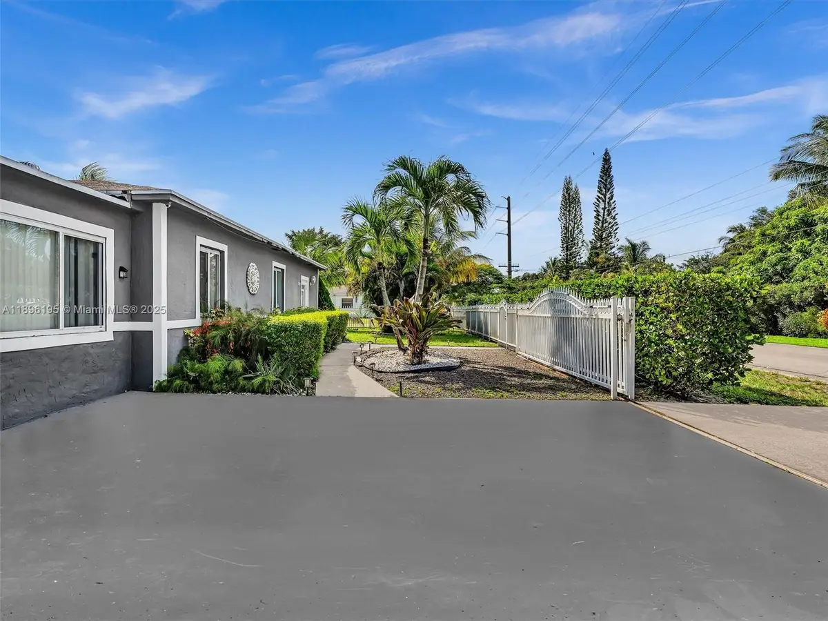 10055 NW 5th Ave, Miami, FL 33150 - Image #1