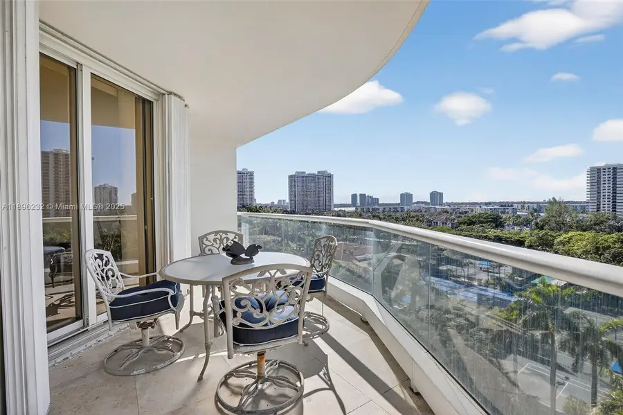 7000 Island Blvd #903, Aventura, FL 33160 - Image #3