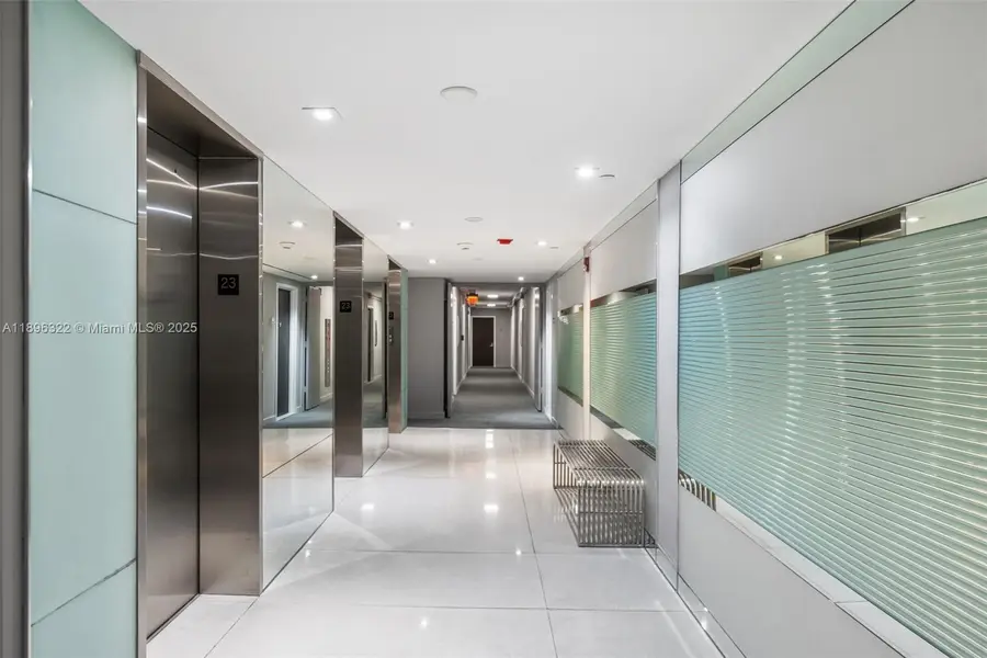 20379 W Country Club Dr #731, Aventura, FL 33180 - Image #2