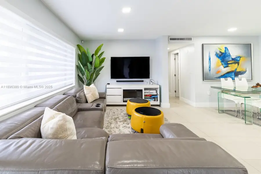 11460 SW 50th Ter, Miami, FL 33165 - Image #2