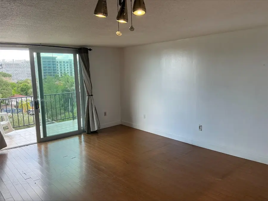 12500 NE 15th Ave #512, North Miami, FL 33161 - #3