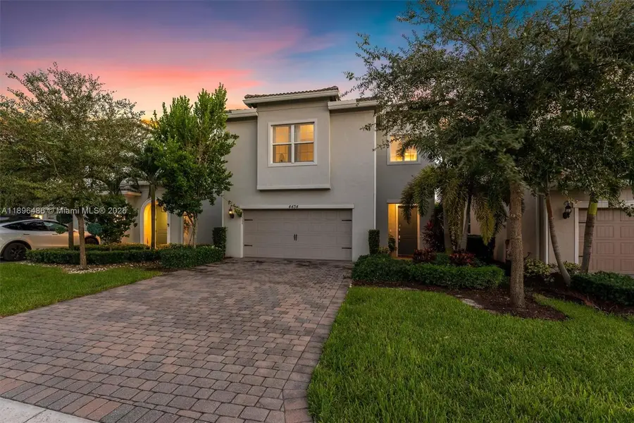 4434 Ficus St, Hollywood, FL 33021 - Image #2