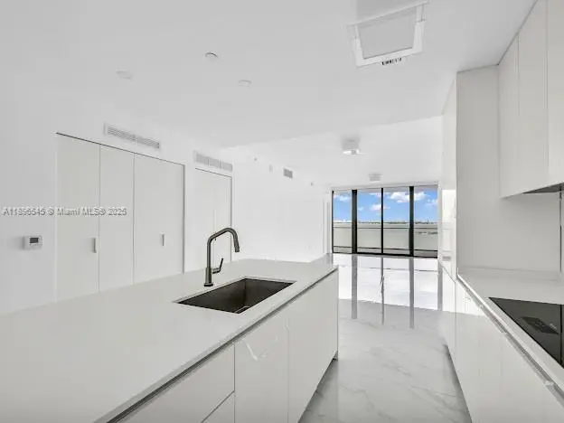 700 24th St #706, Miami, FL 33137 - Image #3